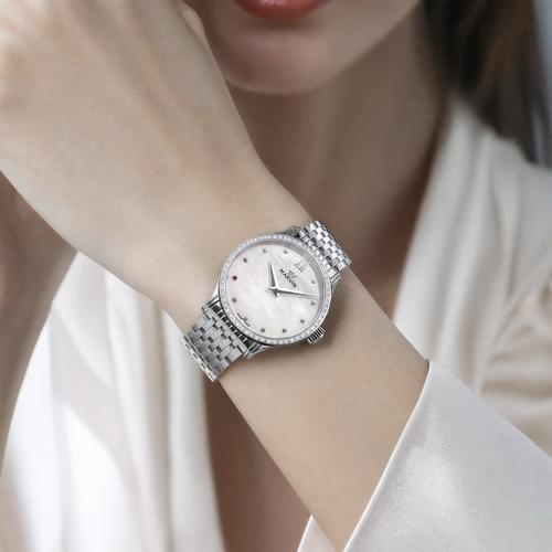 Malton Round Timeless Mother of Pearl
