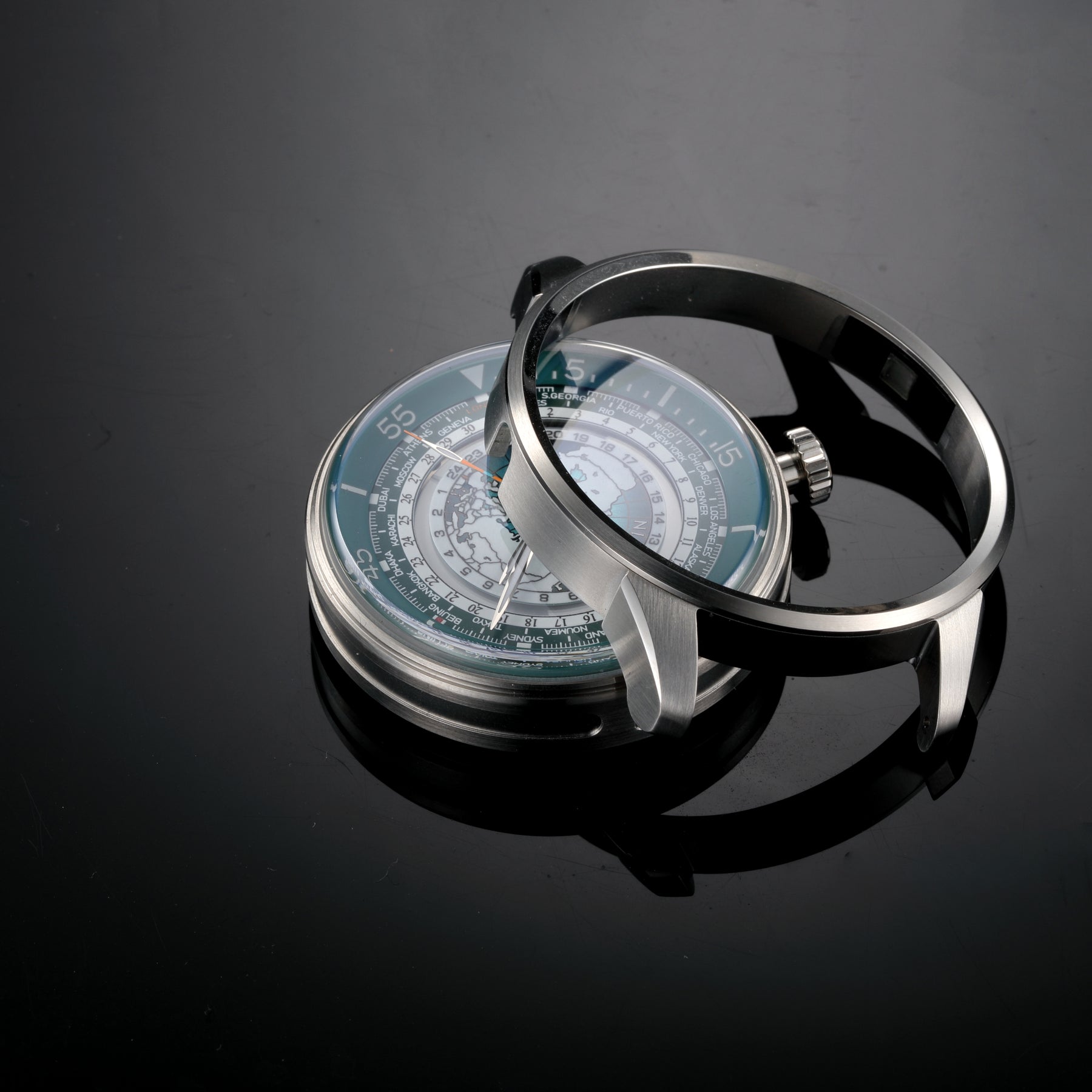 Saint Patrick Worldtimer Automatic x Huawei Smart Movement