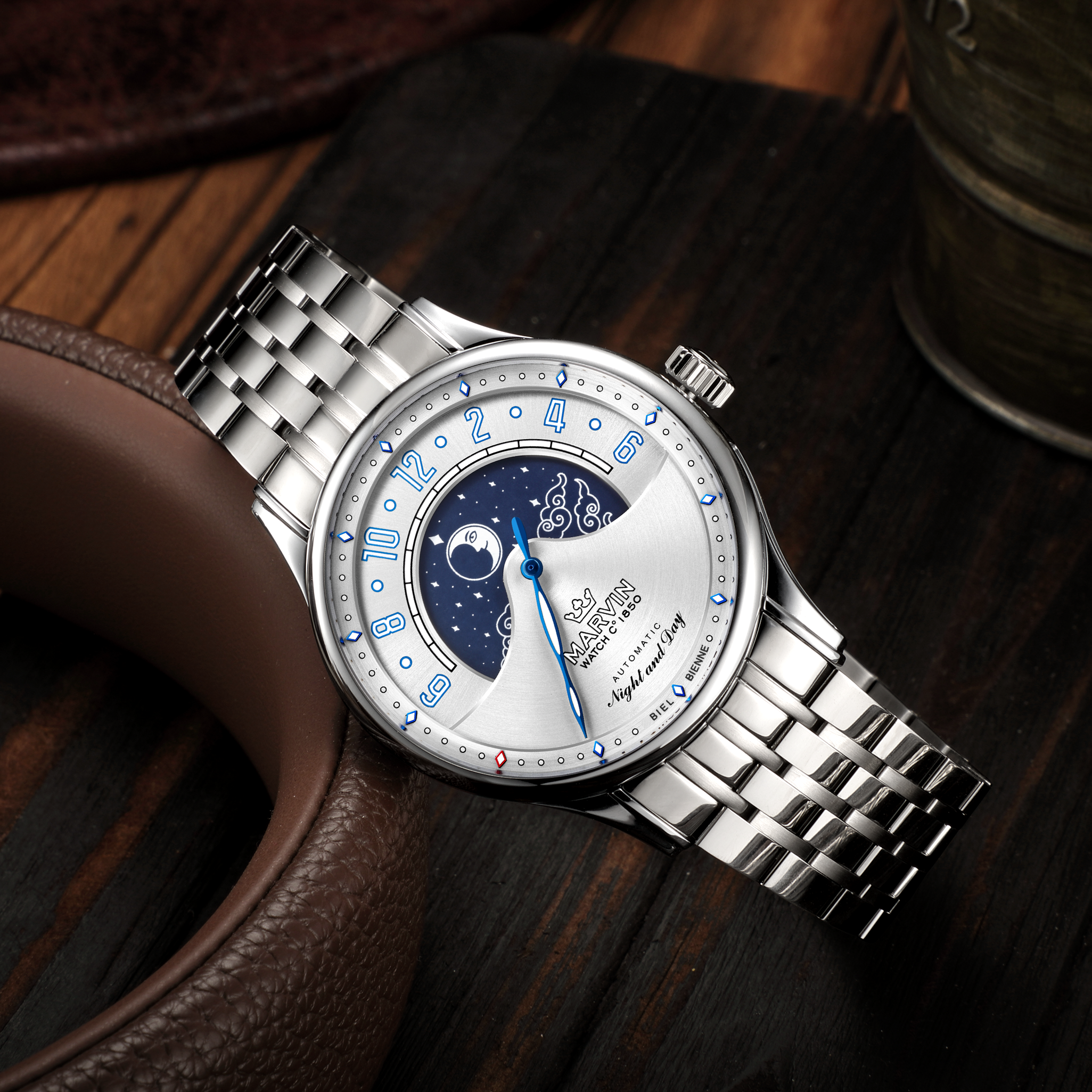 Malton Round "Mysterious Time" Automatic Moonphase