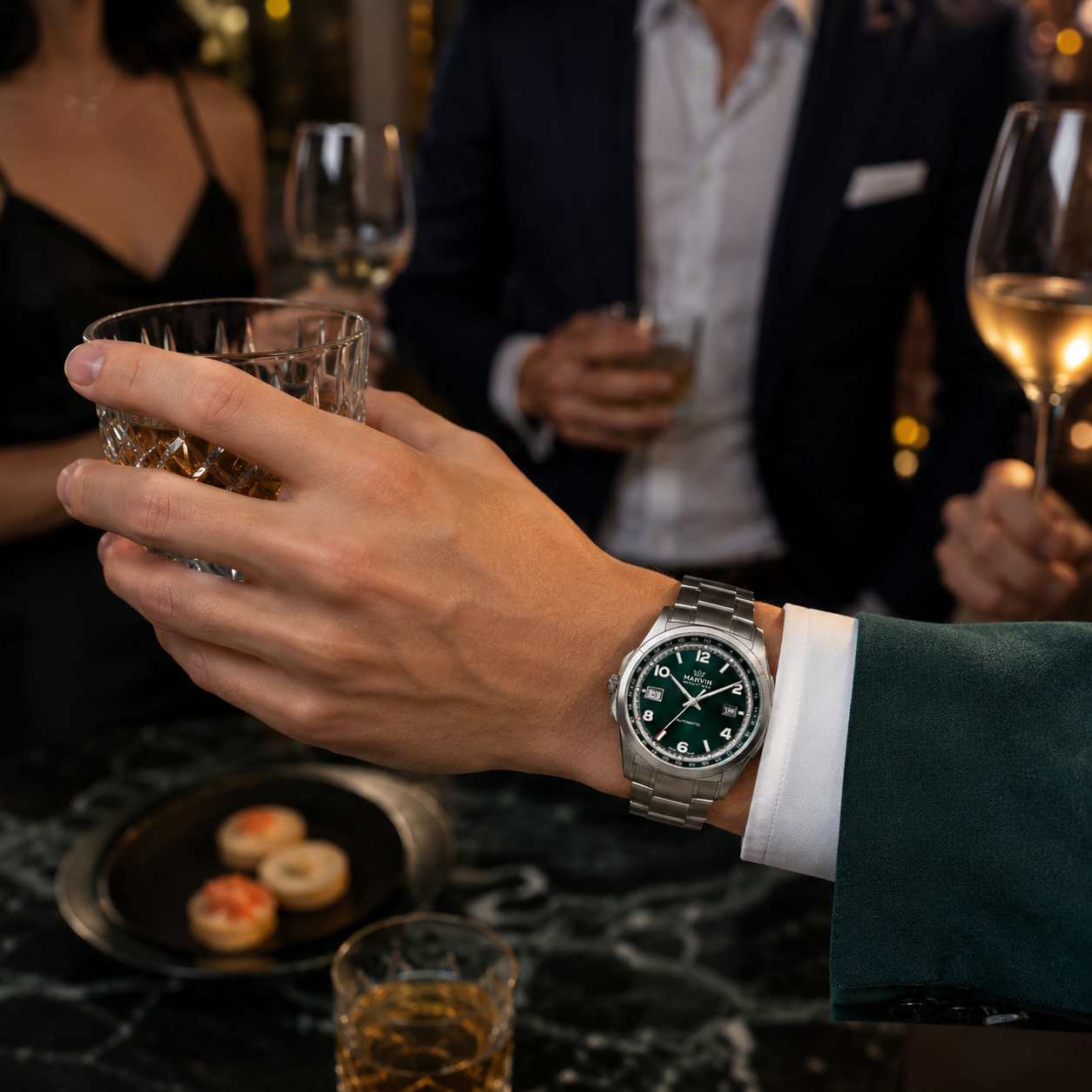 Cushion M119 Urban Explorer Green Dial